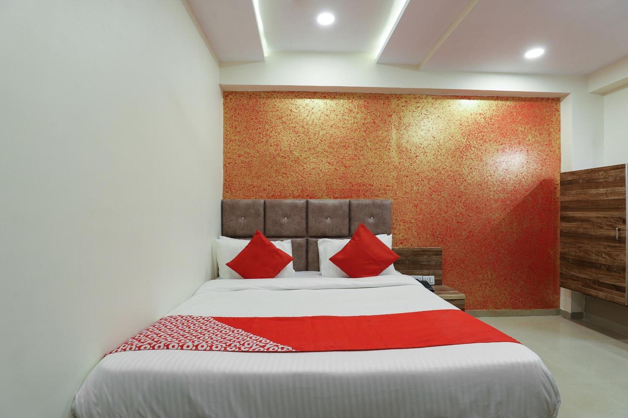 Hotel O Dream Stay Sarkhej Zewnętrze zdjęcie